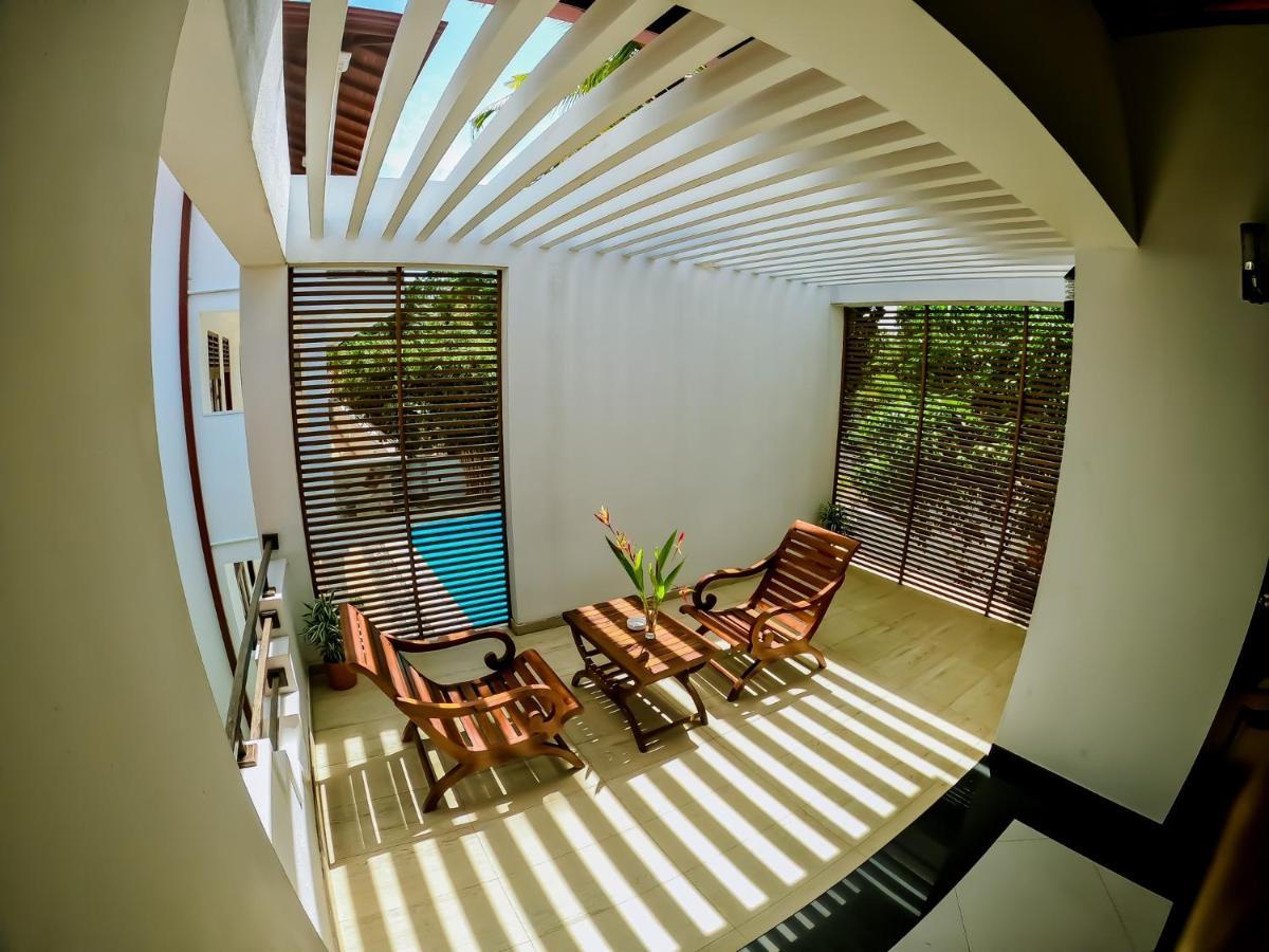 Villa De White Sambur ヒッカドゥワ エクステリア 写真