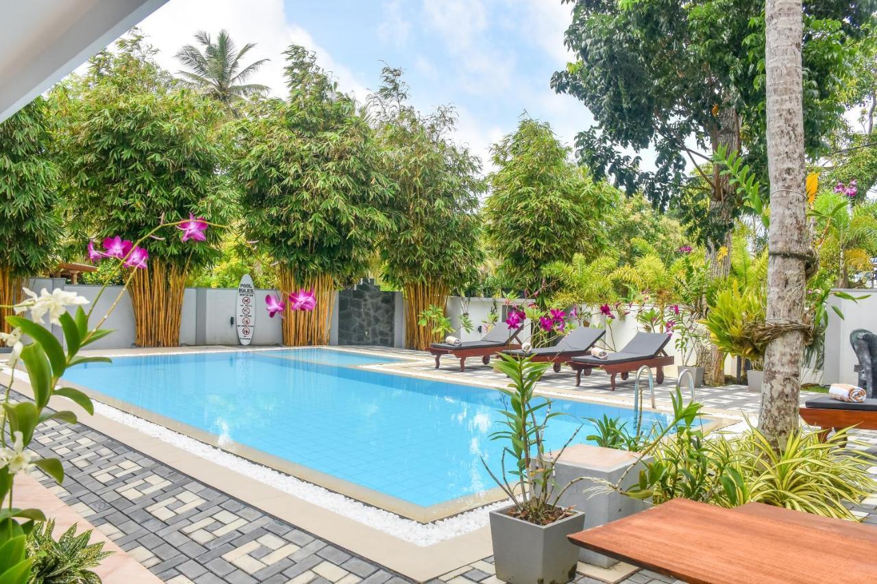 Villa De White Sambur ヒッカドゥワ エクステリア 写真